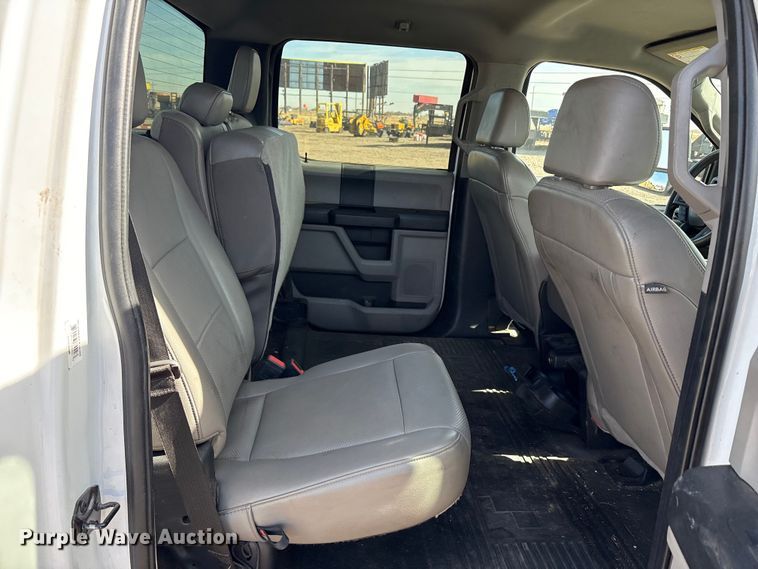 image for item EU0381 2020 Ford F350 Crew Cab pickup truck