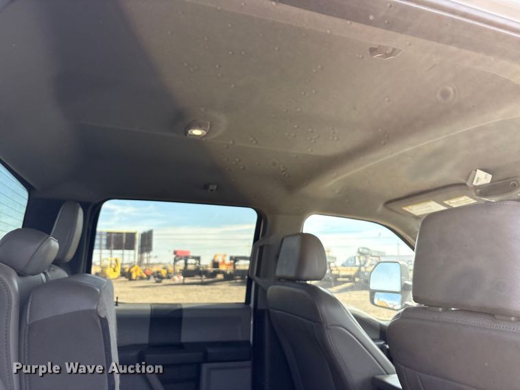 image for item EU0381 2020 Ford F350 Crew Cab pickup truck