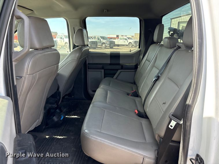 image for item EU0381 2020 Ford F350 Crew Cab pickup truck