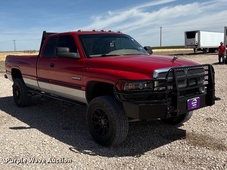 image for item EU0404 1999 Dodge Ram 2500 Ext. Cab pickup truck