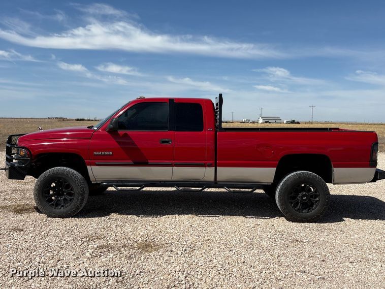 image for item EU0404 1999 Dodge Ram 2500 Ext. Cab pickup truck