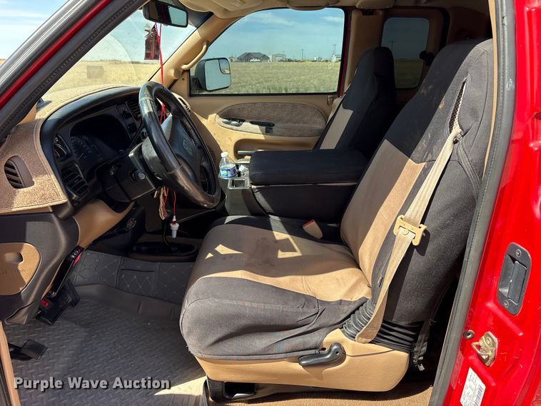 image for item EU0404 1999 Dodge Ram 2500 Ext. Cab pickup truck