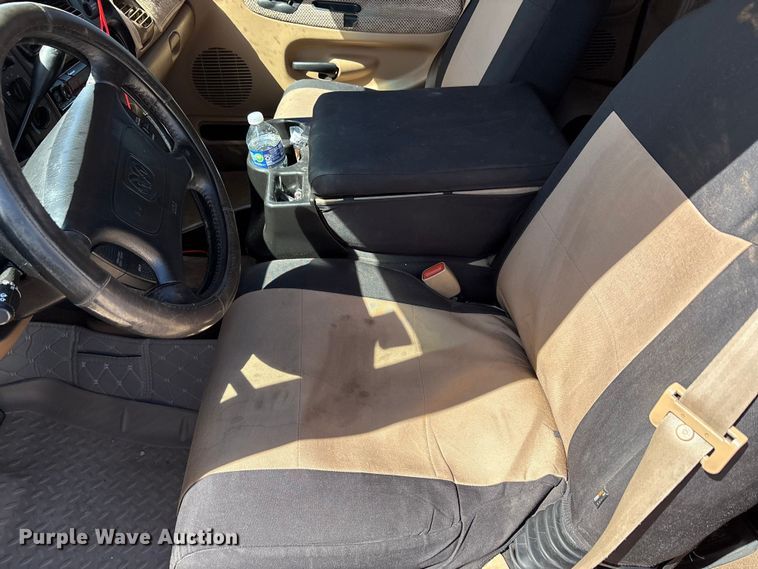 image for item EU0404 1999 Dodge Ram 2500 Ext. Cab pickup truck