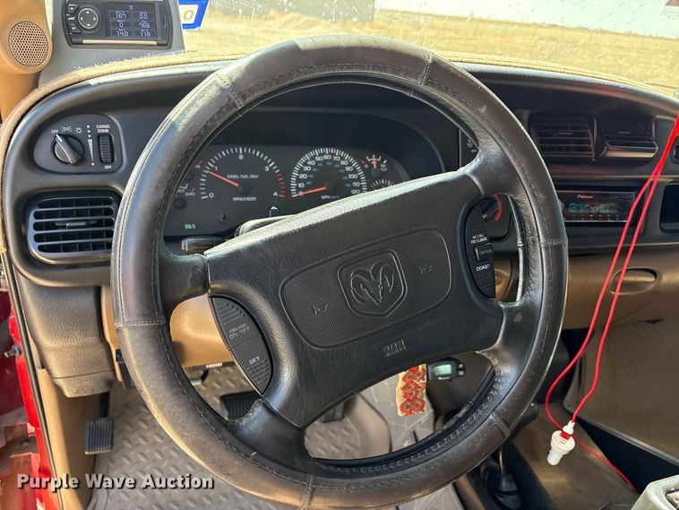 image for item EU0404 1999 Dodge Ram 2500 Ext. Cab pickup truck