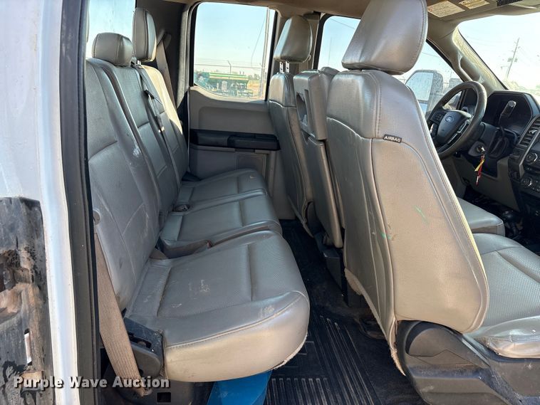 image for item EU0439 2018 Ford F350 Super Duty XL pickup truck cab and chassis