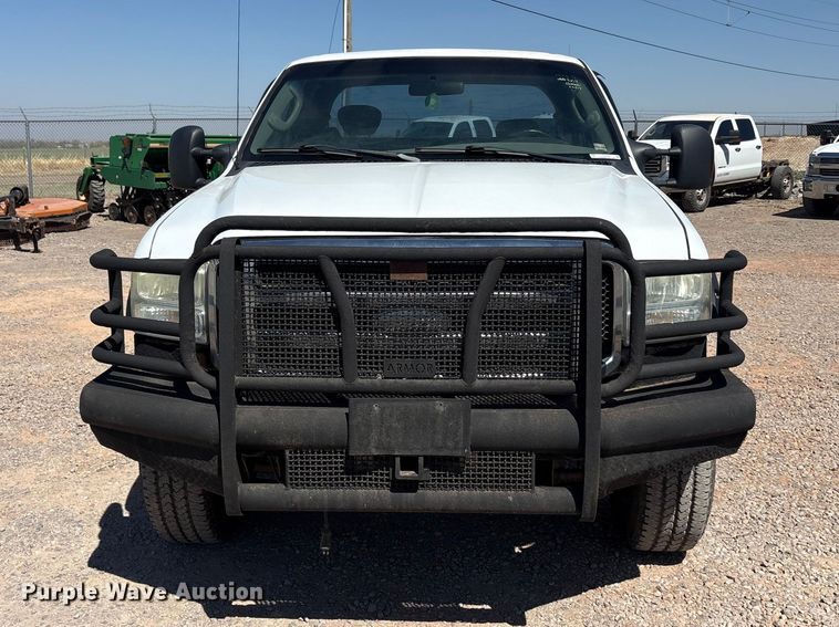 image for item EU0442 2006 Ford F250 Super Duty Ext. Cab pickup truck
