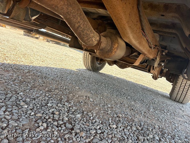 image for item EU0442 2006 Ford F250 Super Duty Ext. Cab pickup truck