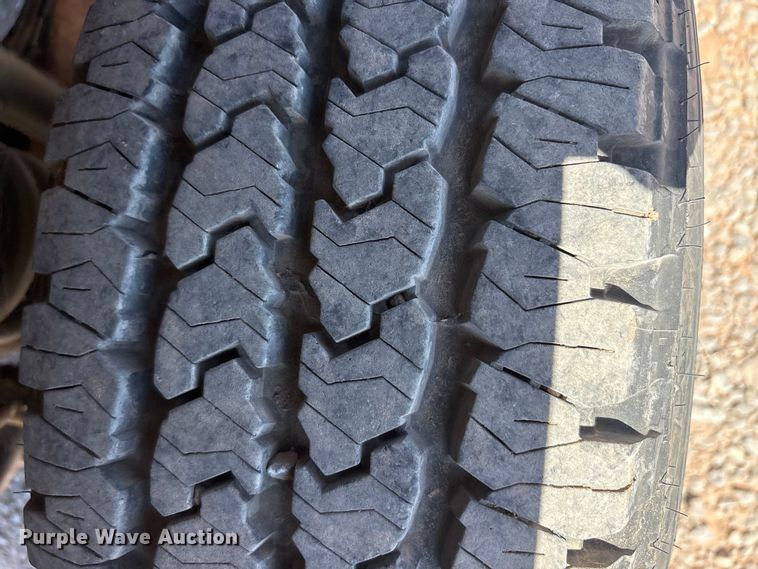 image for item EU0442 2006 Ford F250 Super Duty Ext. Cab pickup truck