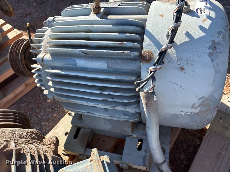 image for item EU0445 (4) electric motors
