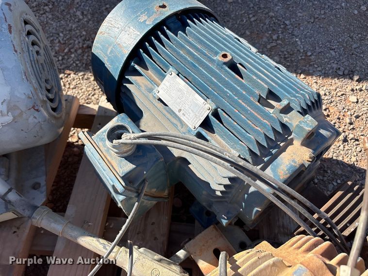 image for item EU0445 (4) electric motors