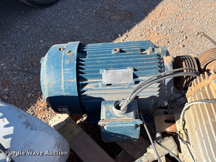 image for item EU0445 (4) electric motors