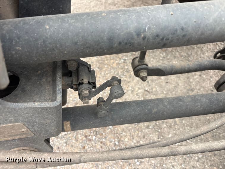 image for item EU0449 2019 Ford F350 Super Duty pickup truck cab and chassis