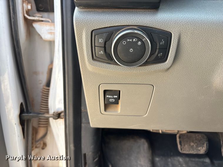 image for item EU4960 2020 Ford F150 XL Ext. Cab pickup truck