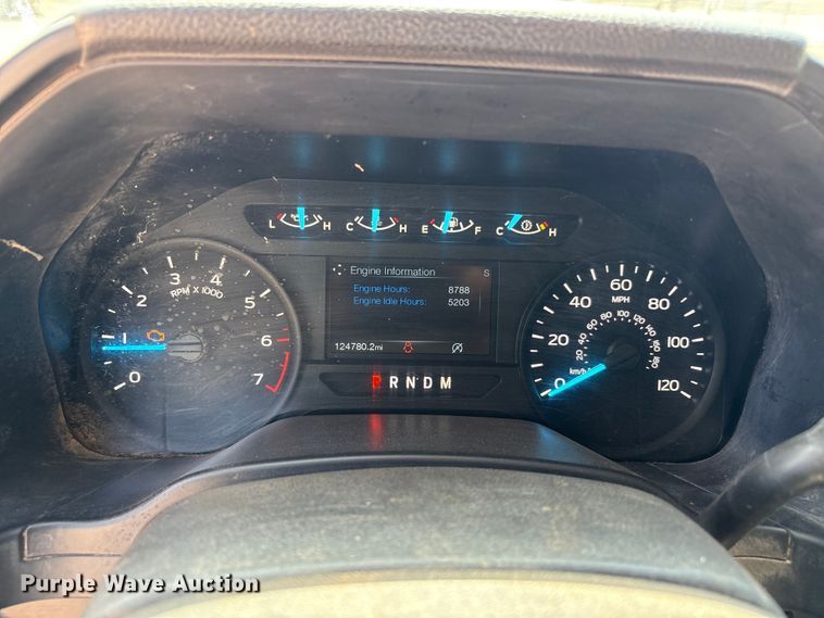 image for item EU4960 2020 Ford F150 XL Ext. Cab pickup truck