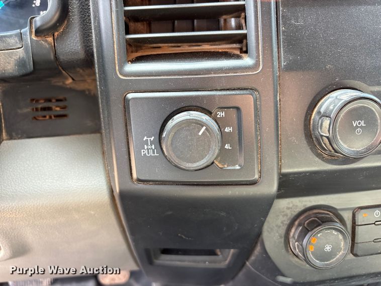 image for item EU4960 2020 Ford F150 XL Ext. Cab pickup truck