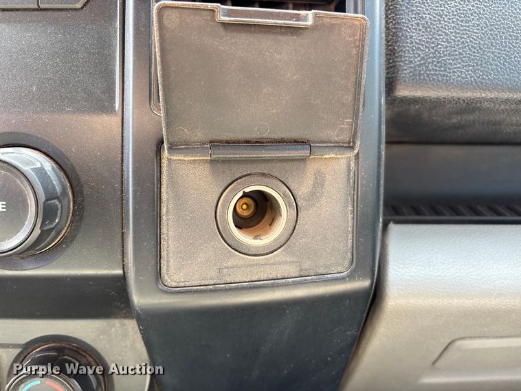 image for item EU4960 2020 Ford F150 XL Ext. Cab pickup truck