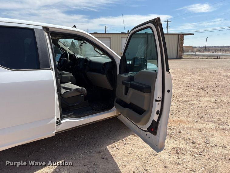 image for item EU4960 2020 Ford F150 XL Ext. Cab pickup truck