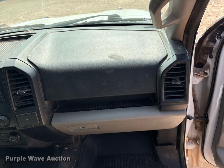 image for item EU4960 2020 Ford F150 XL Ext. Cab pickup truck