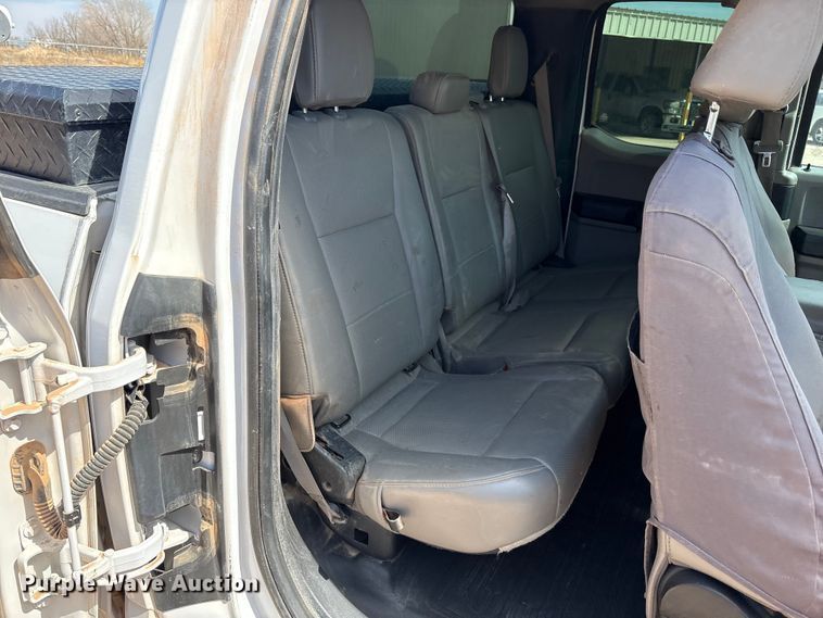 image for item EU4960 2020 Ford F150 XL Ext. Cab pickup truck