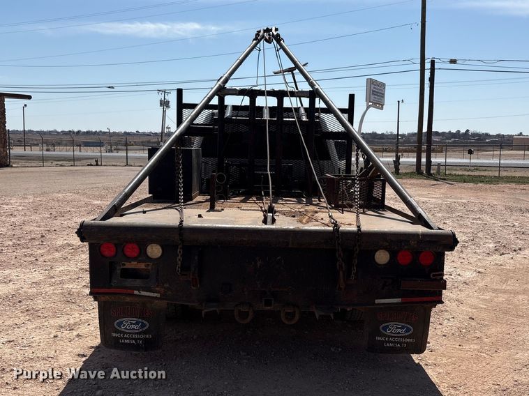 image for item EU4961 2017 Ford F550 crew cab winch truck