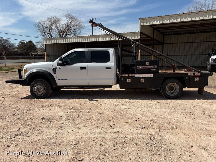 image for item EU4961 2017 Ford F550 crew cab winch truck