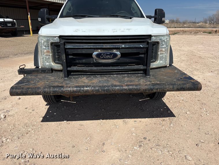 image for item EU4961 2017 Ford F550 crew cab winch truck