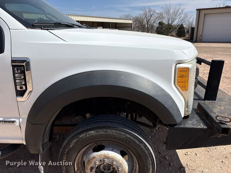 image for item EU4961 2017 Ford F550 crew cab winch truck