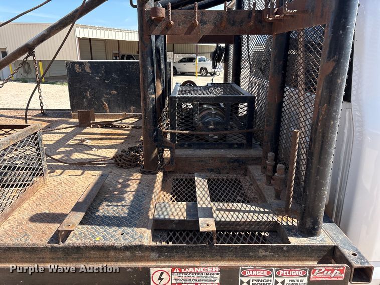 image for item EU4961 2017 Ford F550 crew cab winch truck