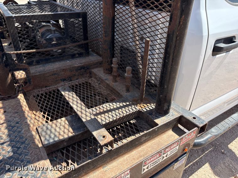 image for item EU4961 2017 Ford F550 crew cab winch truck