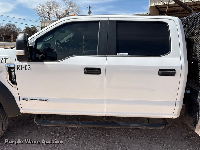 image for item EU4961 2017 Ford F550 crew cab winch truck