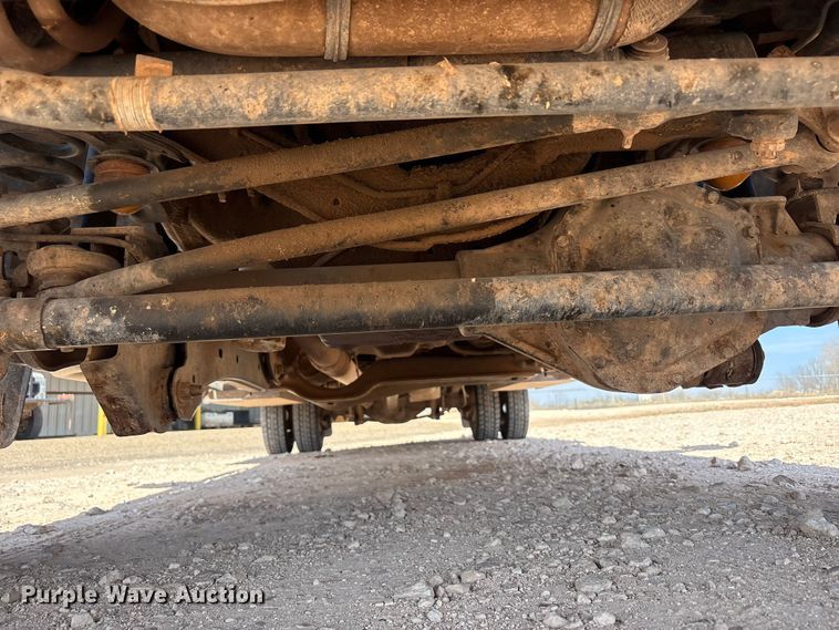 image for item EU4961 2017 Ford F550 crew cab winch truck