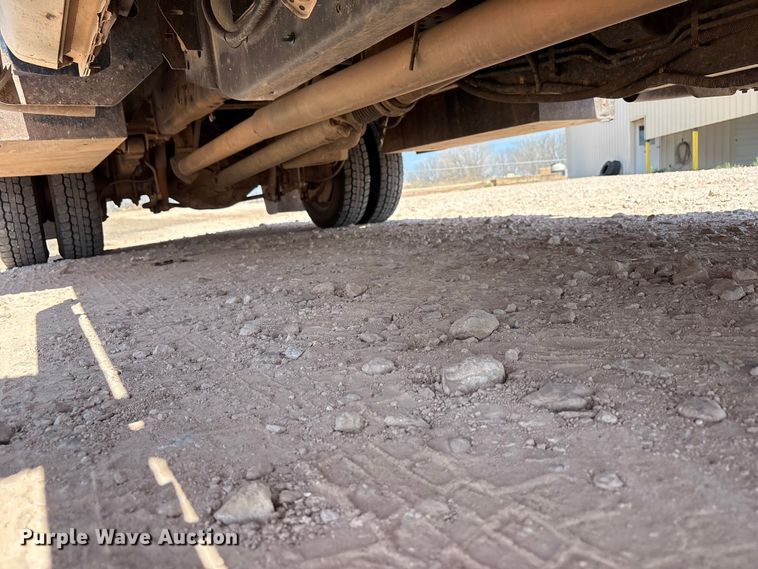 image for item EU4961 2017 Ford F550 crew cab winch truck