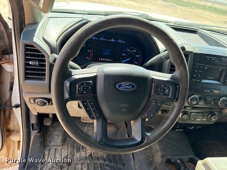 image for item EU4961 2017 Ford F550 crew cab winch truck