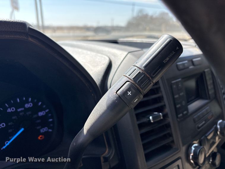 image for item EU4961 2017 Ford F550 crew cab winch truck