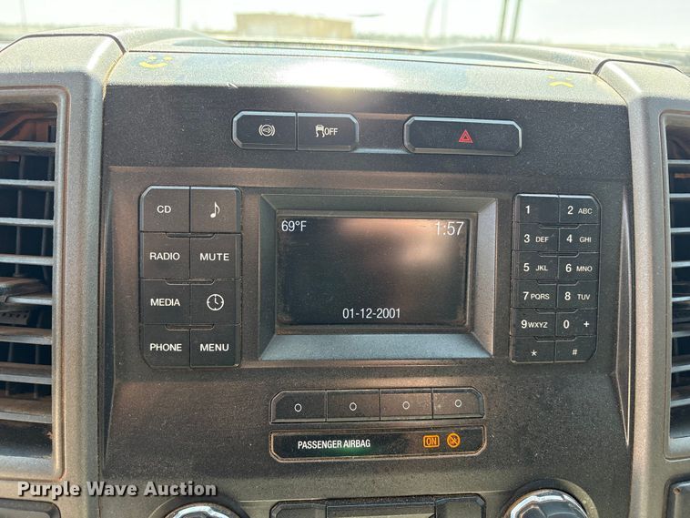 image for item EU4961 2017 Ford F550 crew cab winch truck