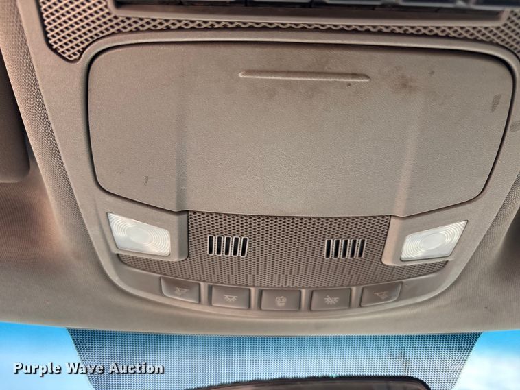 image for item EU4961 2017 Ford F550 crew cab winch truck