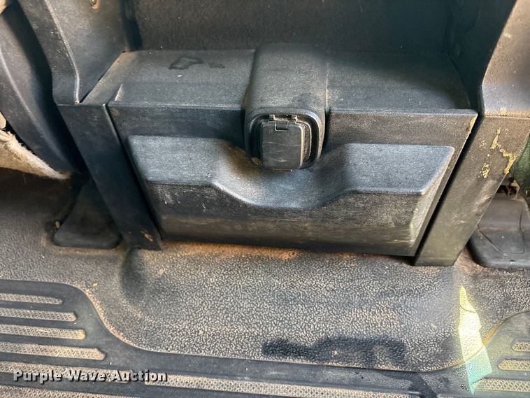 image for item EU4961 2017 Ford F550 crew cab winch truck