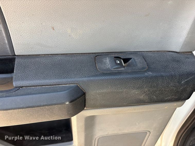 image for item EU4961 2017 Ford F550 crew cab winch truck