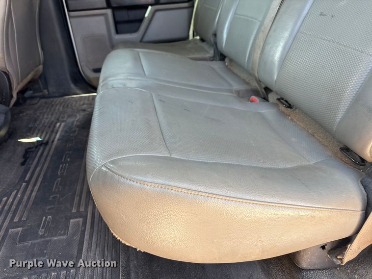 image for item EU4961 2017 Ford F550 crew cab winch truck