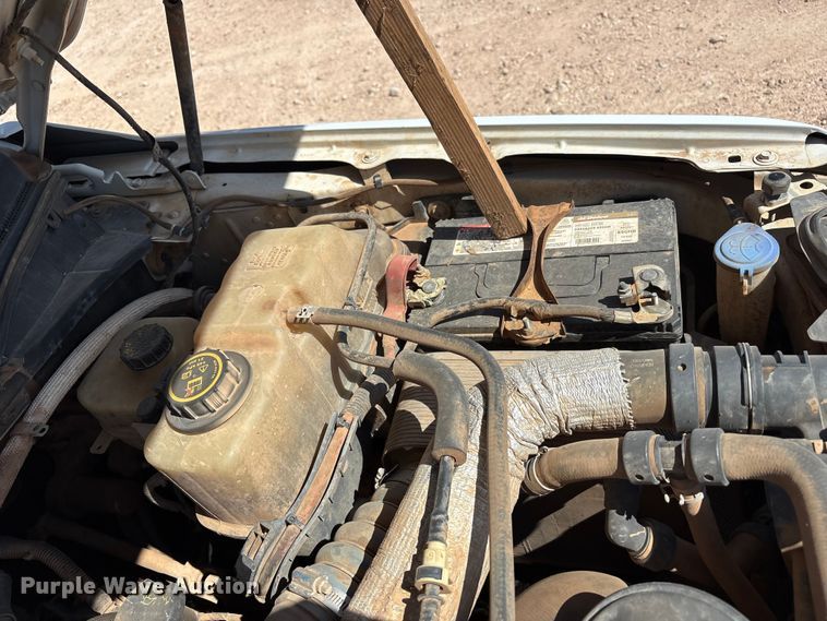 image for item EU4961 2017 Ford F550 crew cab winch truck