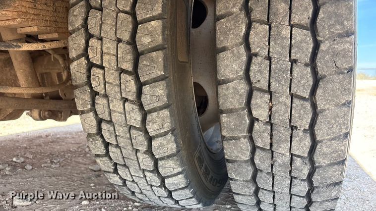 image for item EU4961 2017 Ford F550 crew cab winch truck