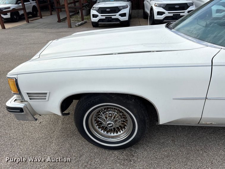 image for item EU7142 1976 Oldsmobile Ninety Eight Regency 