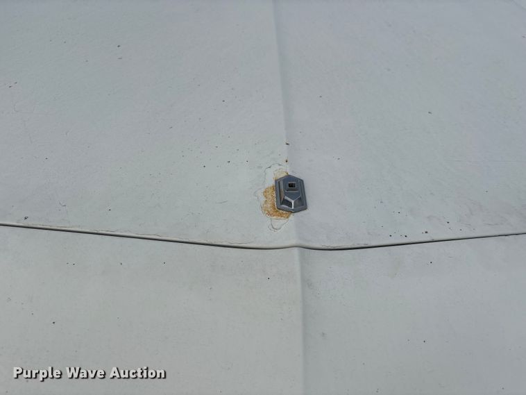 image for item EU7142 1976 Oldsmobile Ninety Eight Regency 