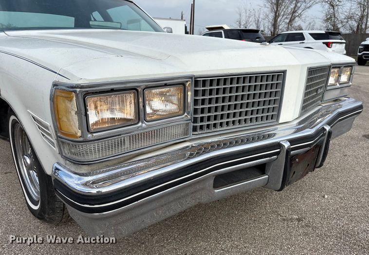 image for item EU7142 1976 Oldsmobile Ninety Eight Regency 