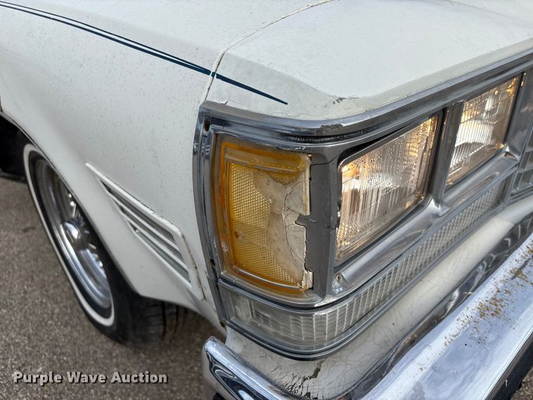 image for item EU7142 1976 Oldsmobile Ninety Eight Regency 