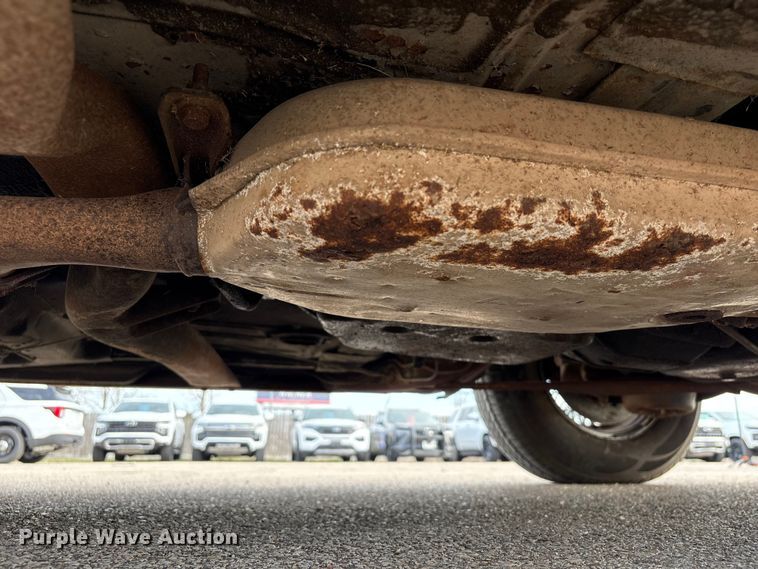 image for item EU7142 1976 Oldsmobile Ninety Eight Regency 