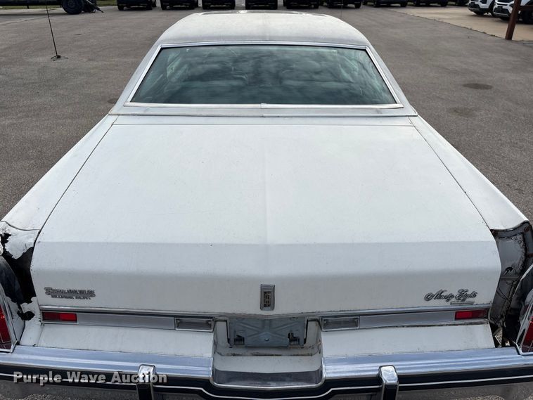 image for item EU7142 1976 Oldsmobile Ninety Eight Regency 