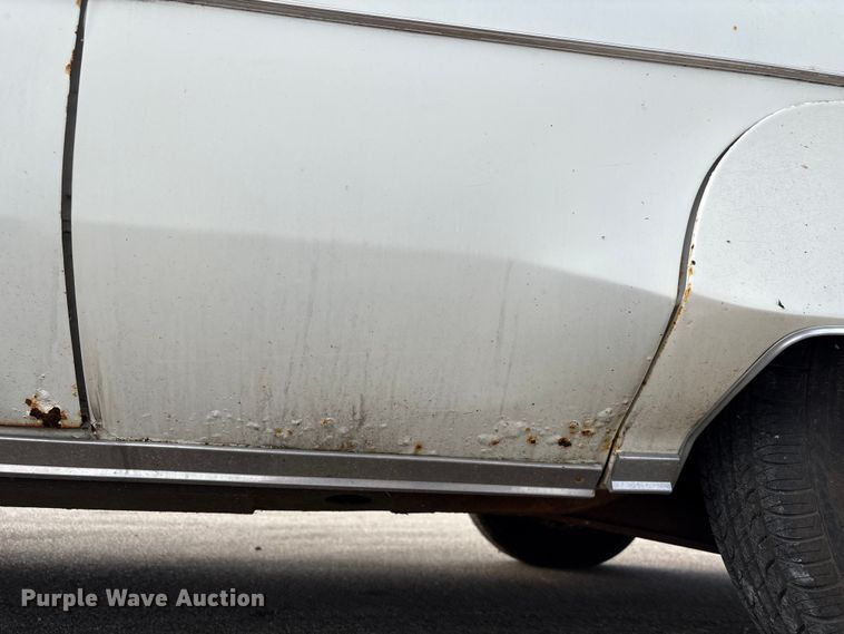 image for item EU7142 1976 Oldsmobile Ninety Eight Regency 