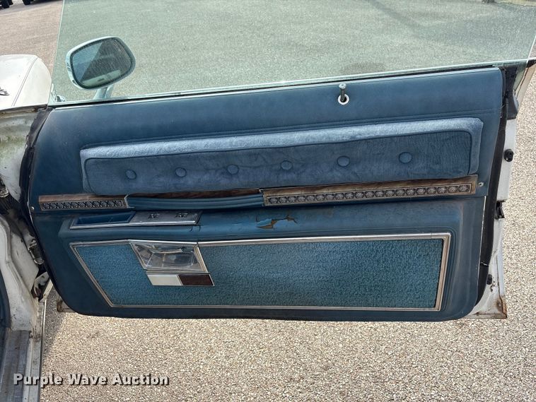 image for item EU7142 1976 Oldsmobile Ninety Eight Regency 