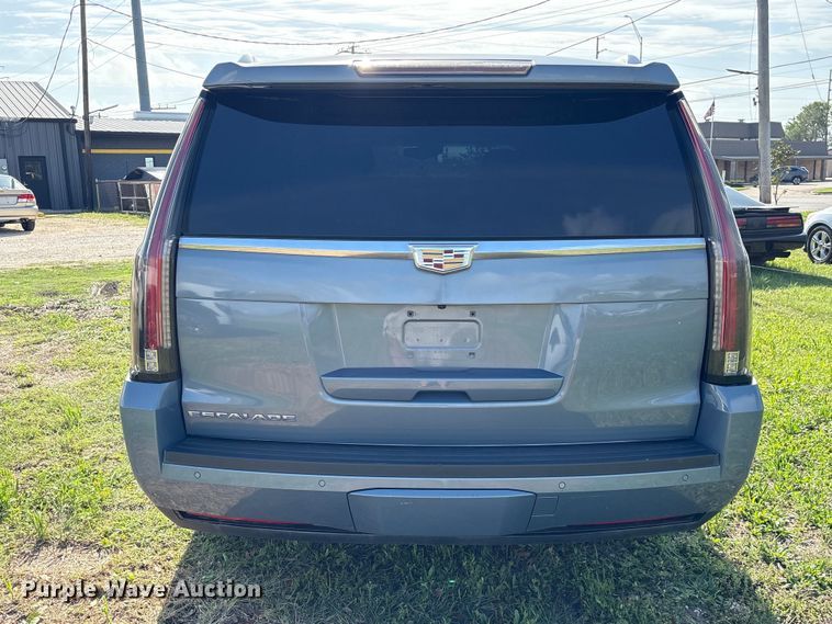 image for item EU7418 2016 Cadillac Escalade SUV